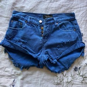AKIRA button-fly jean shorts